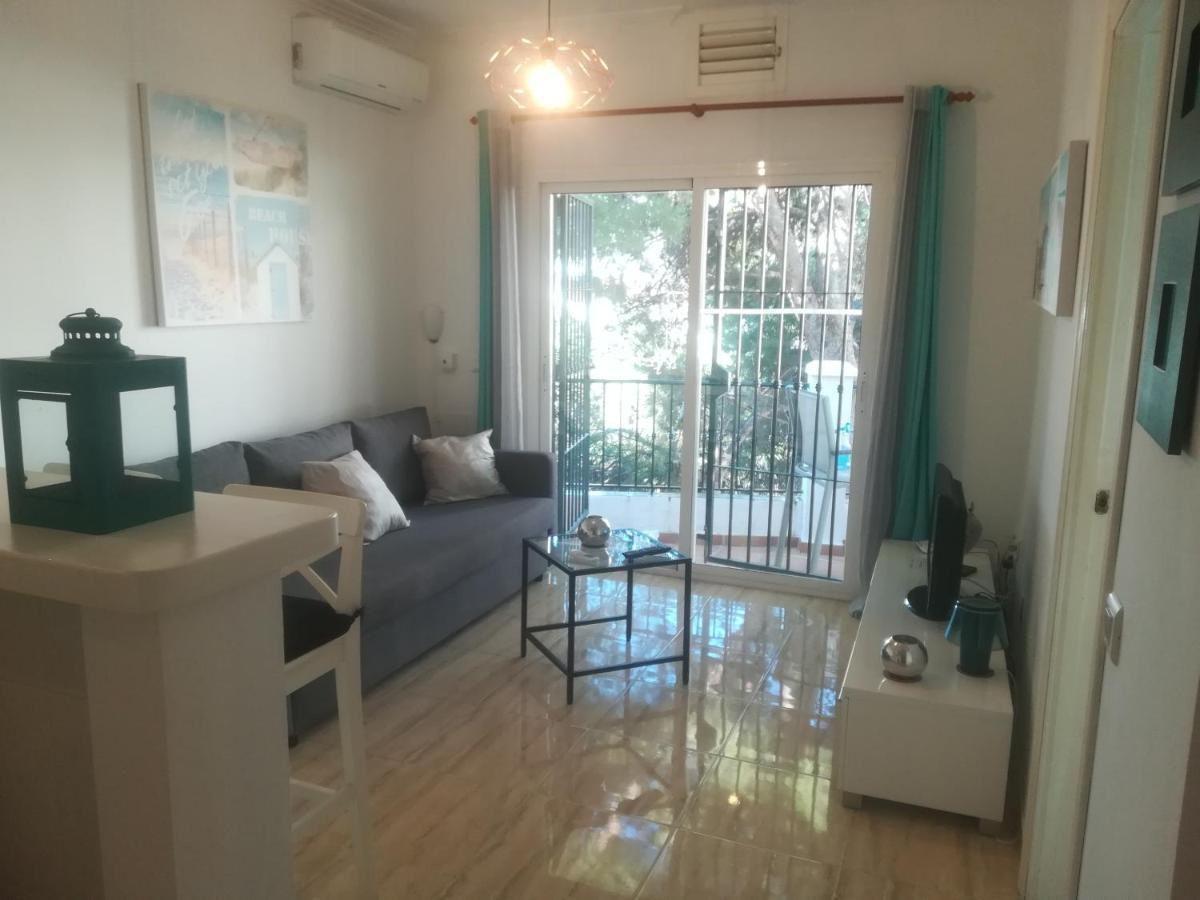 Burriana Holiday Apartments Нерха Екстериор снимка