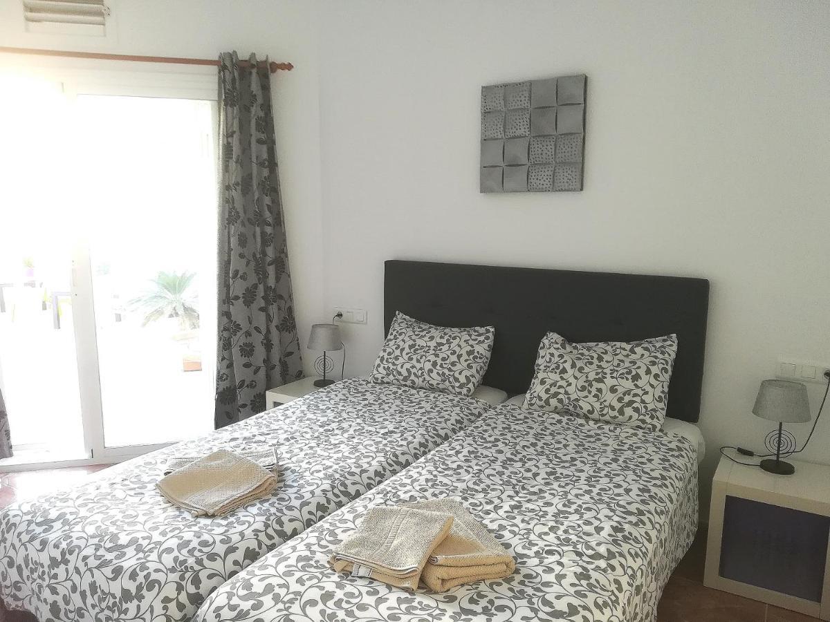 Burriana Holiday Apartments Нерха Екстериор снимка