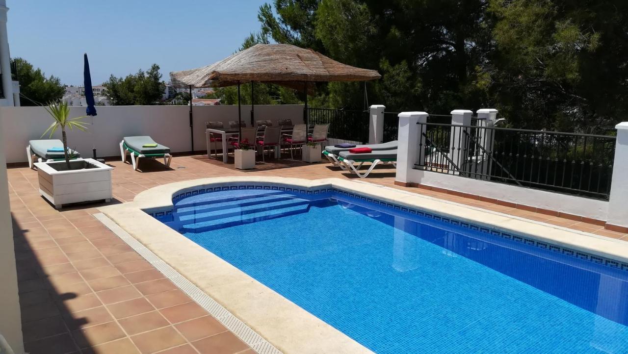 Burriana Holiday Apartments Нерха Екстериор снимка